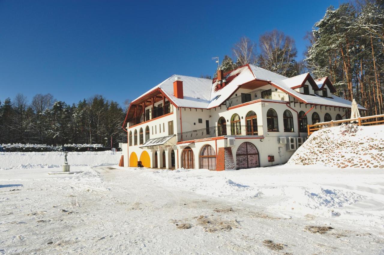 Malutkie Resort Radomsko Exterior foto